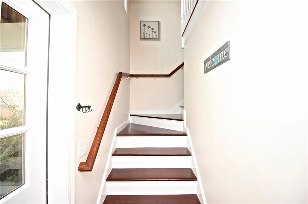 190 Coggeshall Avenue Newport RI 02840