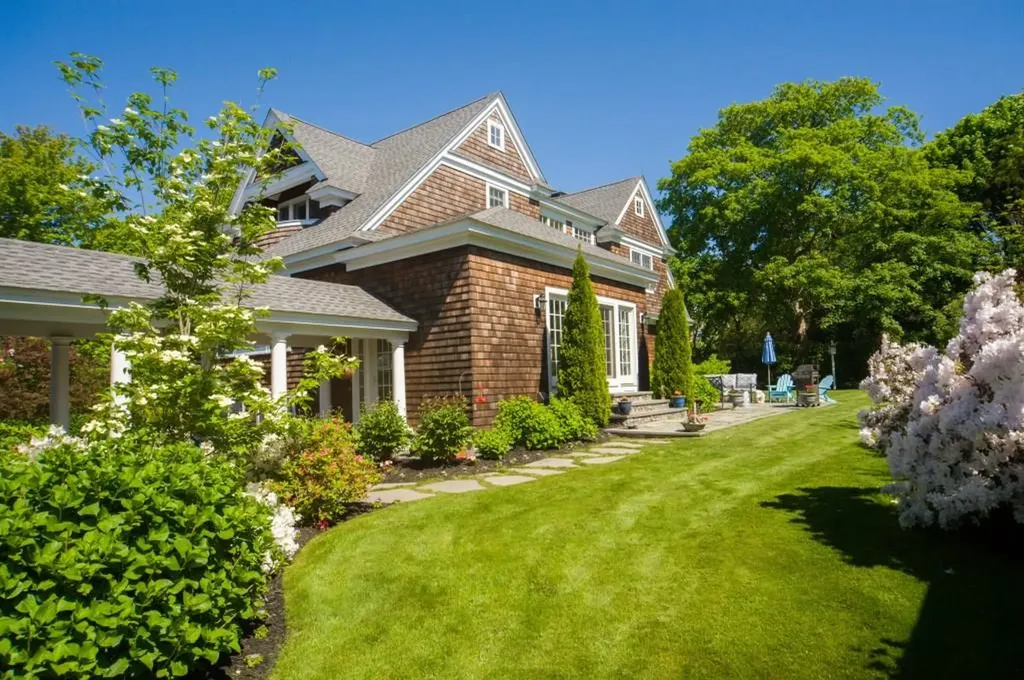 190 Coggeshall Avenue Newport RI 02840