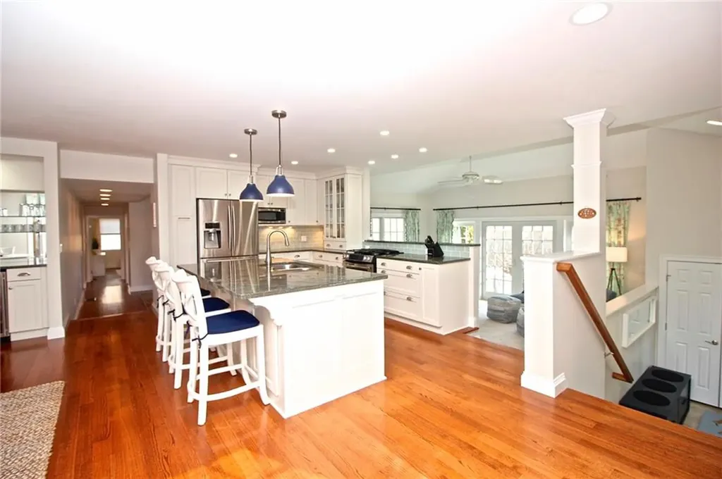190 Coggeshall Avenue Newport RI 02840