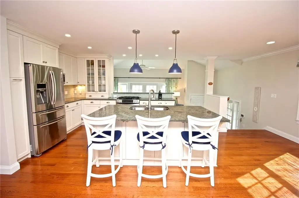 190 Coggeshall Avenue Newport RI 02840