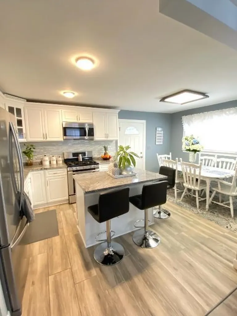 186 Oxford Street Providence RI 02907