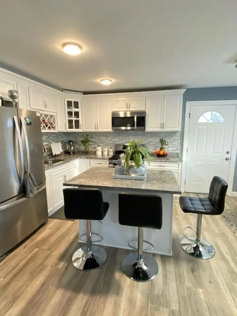 186 Oxford Street Providence RI 02907