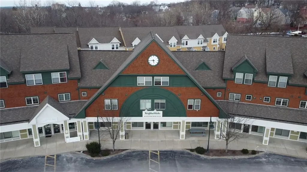 711 Front Street Woonsocket RI 02895