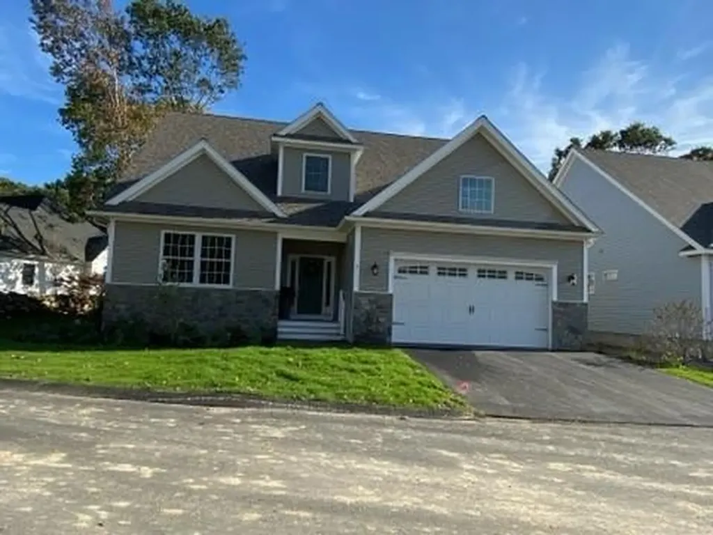23 Abbey Lane Westerly RI 02891