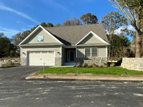 23 Abbey Lane Westerly RI 02891
