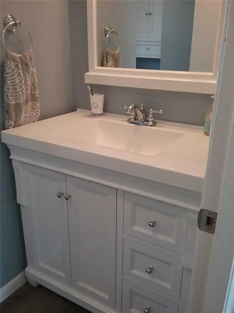 97 Center Avenue Middletown RI 02842