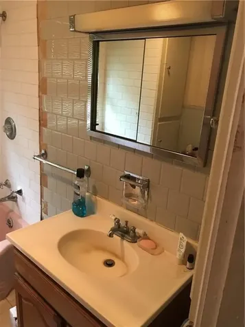 139 Babcock Street Providence RI 02905