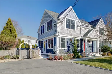 2 Katzman Place Newport RI 02840