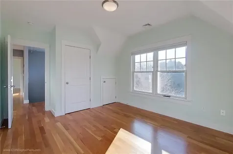 2 Katzman Place Newport RI 02840