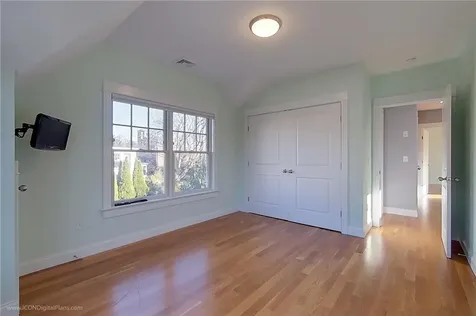 2 Katzman Place Newport RI 02840