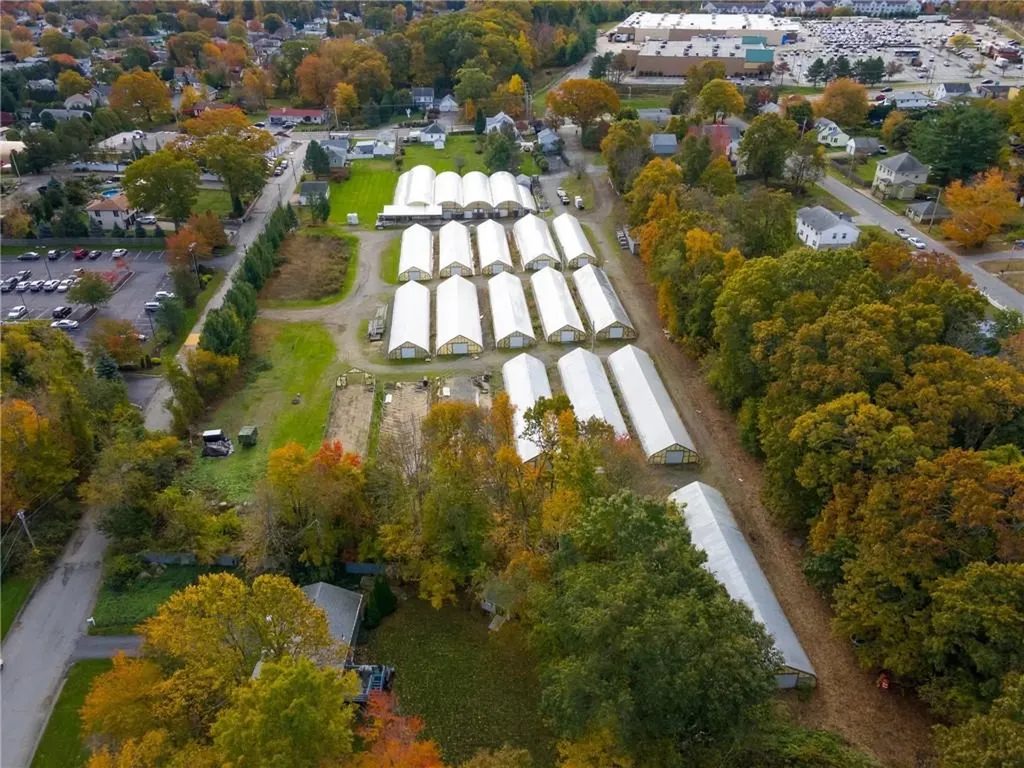 1725 Plainfield Pike Johnston RI 02919