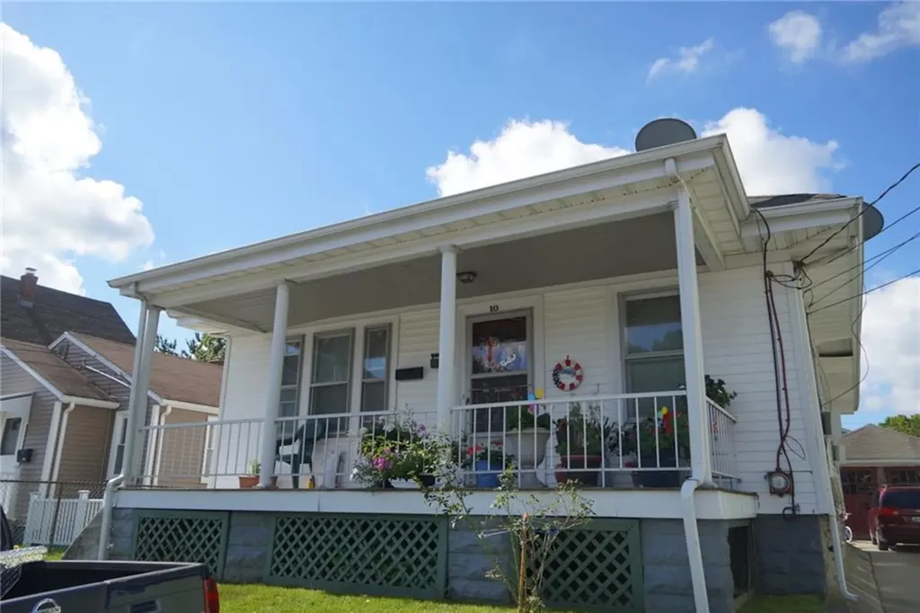 10 Cottage Street Cranston RI 02910