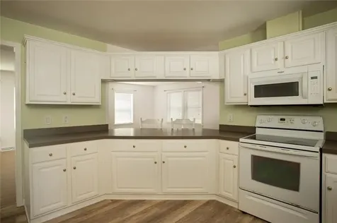 206 E Songbird Lane Tiverton RI 02878