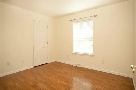 206 E Songbird Lane Tiverton RI 02878