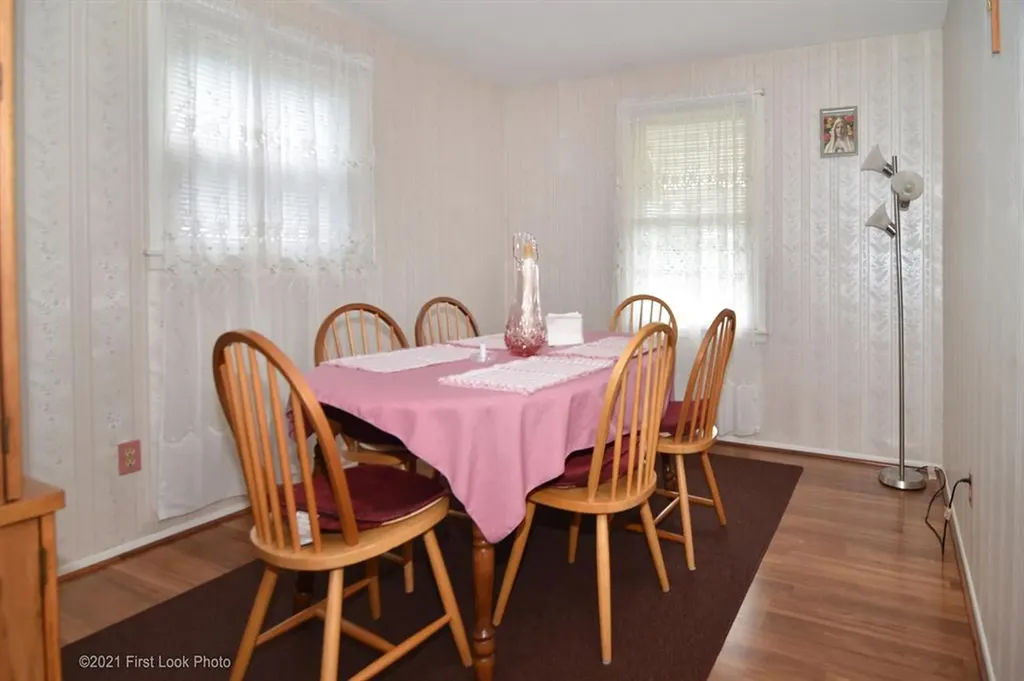 68 Maryland Avenue Pawtucket RI 02860