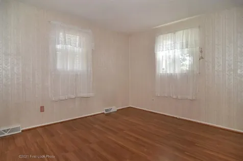 68 Maryland Avenue Pawtucket RI 02860