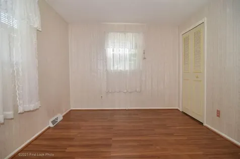 68 Maryland Avenue Pawtucket RI 02860