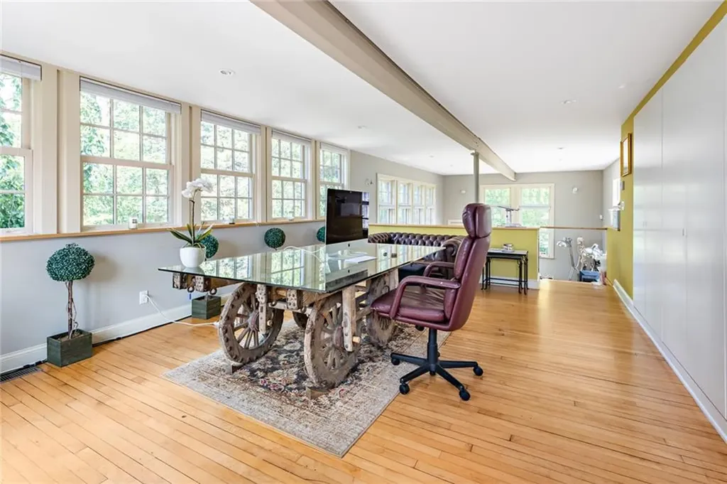 460 Rochambeau Avenue Providence RI 02906