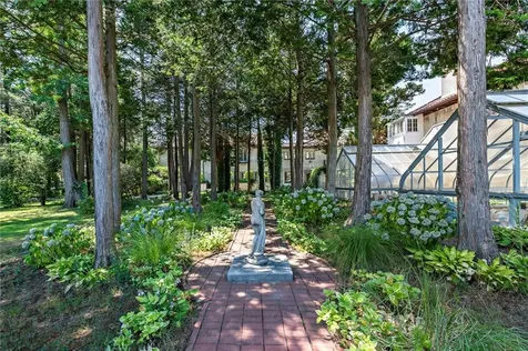 460 Rochambeau Avenue Providence RI 02906