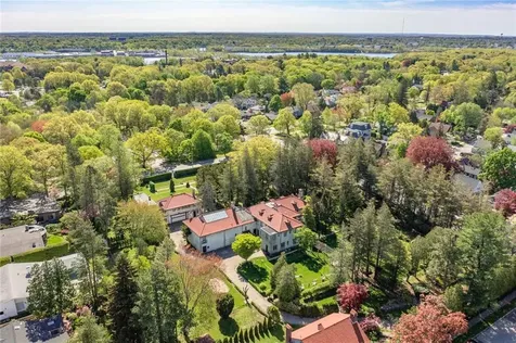 460 Rochambeau Avenue Providence RI 02906