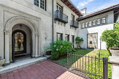 460 Rochambeau Avenue Providence RI 02906