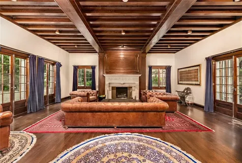 460 Rochambeau Avenue Providence RI 02906