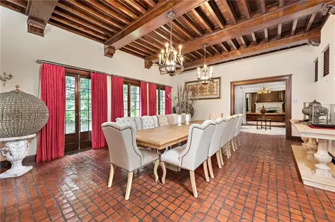 460 Rochambeau Avenue Providence RI 02906