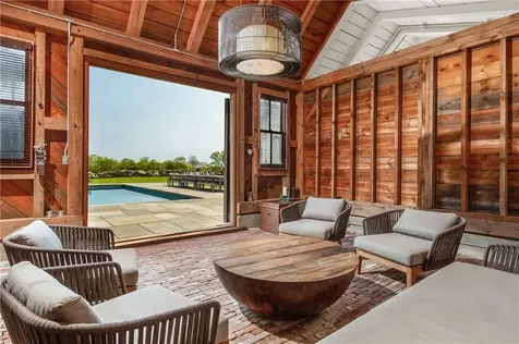 1776 Corn Neck Road Block Island RI 02807