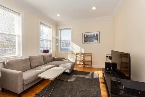 182 Calumet Street Boston MA 02120
