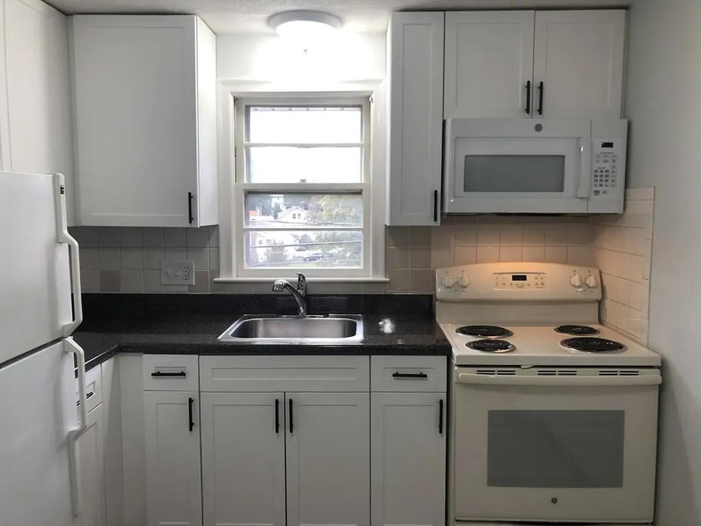 89 Trapelo Waltham MA 02452