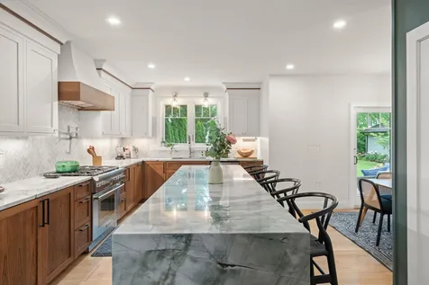 8 Bates Court Dedham MA 02026