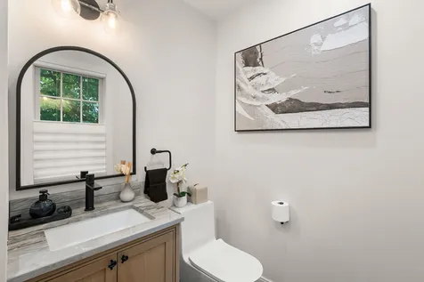 8 Bates Court Dedham MA 02026