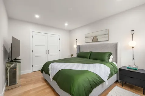 8 Bates Court Dedham MA 02026