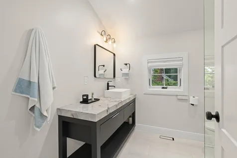 8 Bates Court Dedham MA 02026