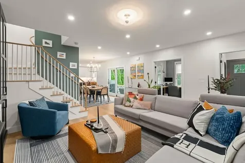 8 Bates Court Dedham MA 02026