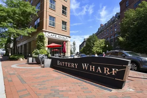 386 Commercial Boston MA 02109