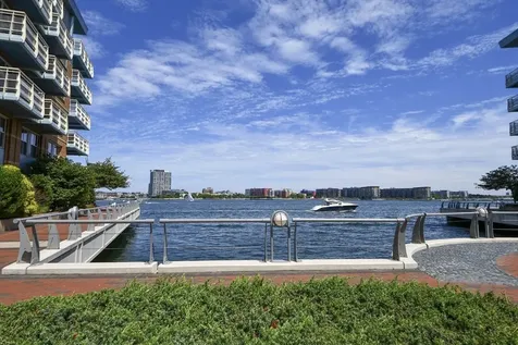 386 Commercial Boston MA 02109