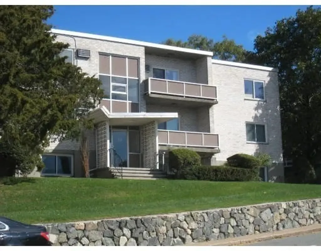 29 Jacqueline Road Waltham MA 02452