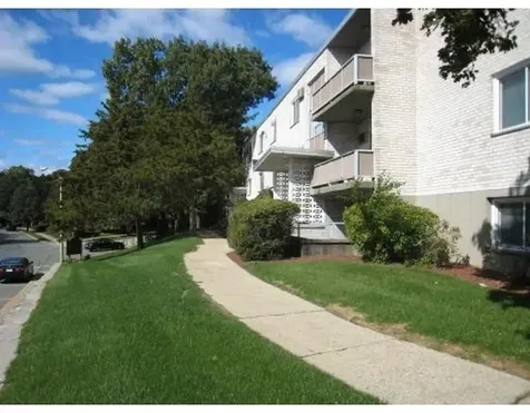 29 Jacqueline Road Waltham MA 02452
