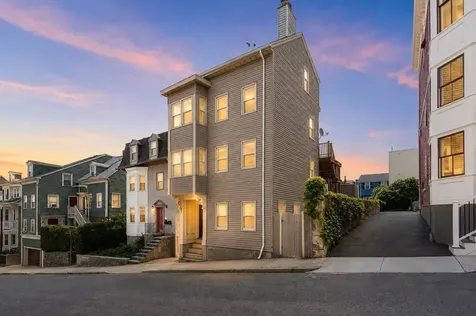 17 Sackville Street Boston MA 02129