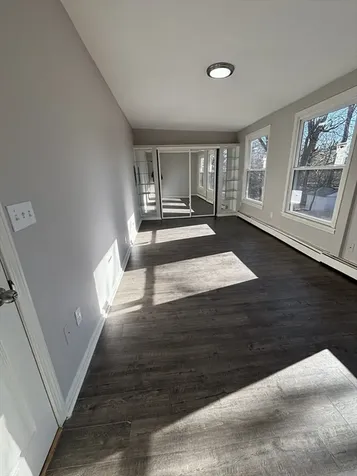 713 Metropolitan Avenue Boston MA 02136