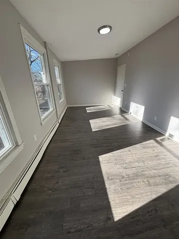 713 Metropolitan Avenue Boston MA 02136