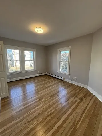 713 Metropolitan Avenue Boston MA 02136