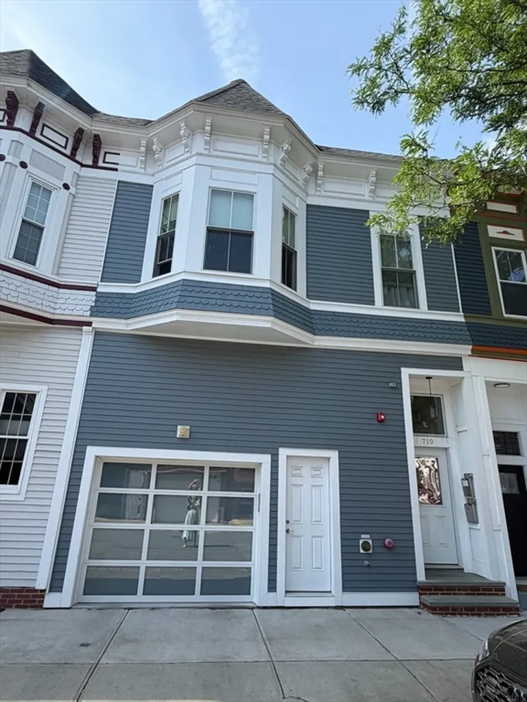 719 East 5t Boston MA 02127