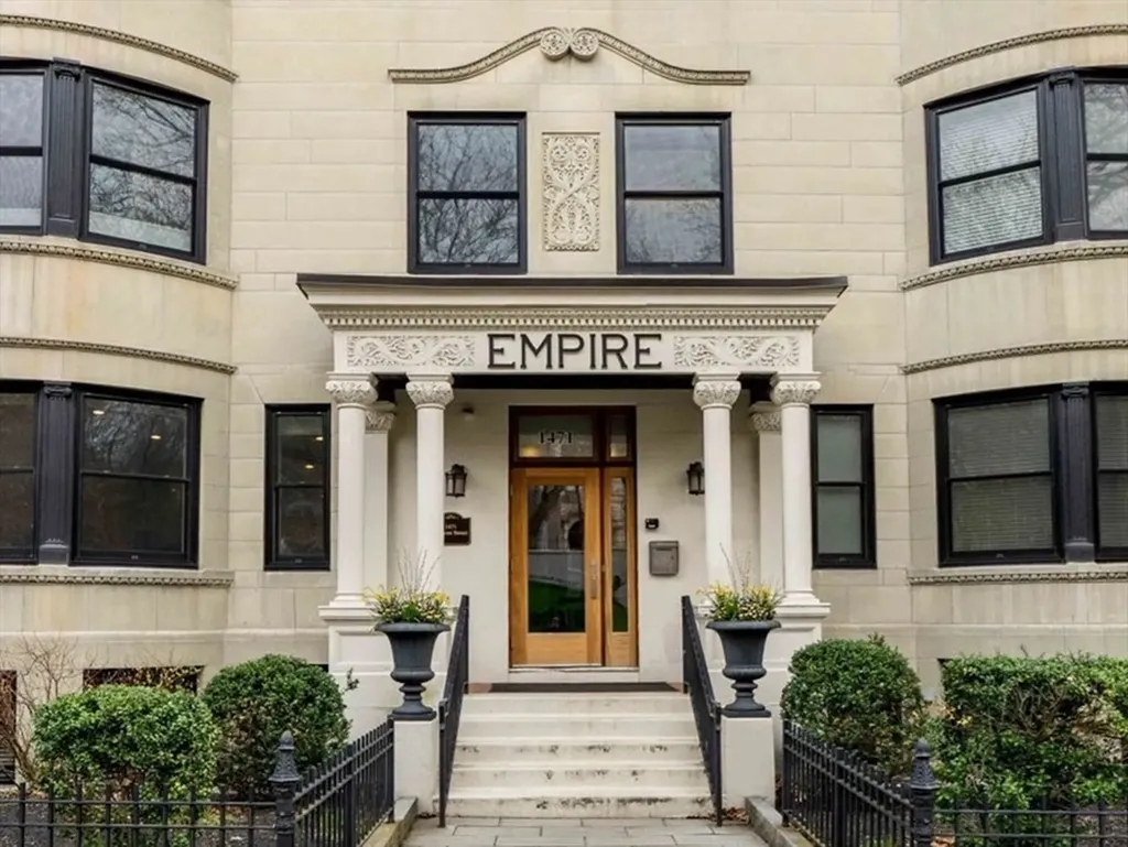 1471 Beacon Street Brookline MA 02446