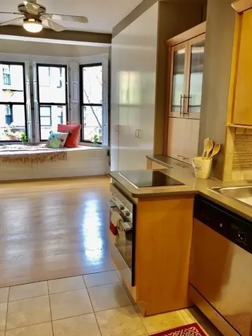 40 Saint Botolph Street Boston MA 02116