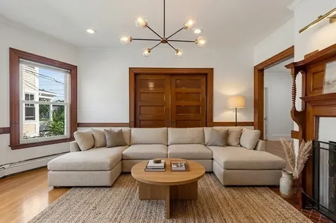191 Davis Avenue Brookline MA 02445