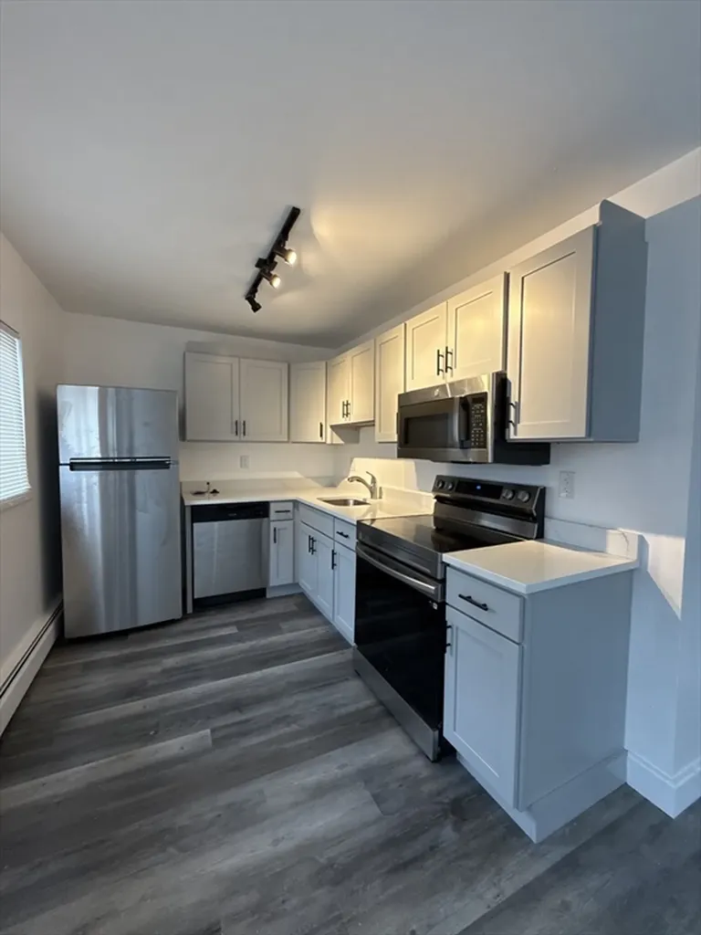 181 School Street Waltham MA 02451