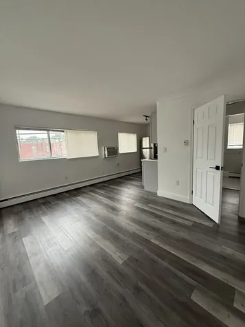 181 School Street Waltham MA 02451
