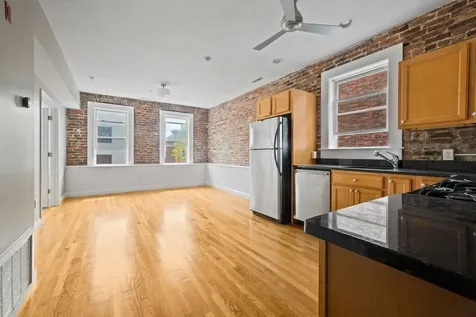 172 Cottage Street Boston MA 02128